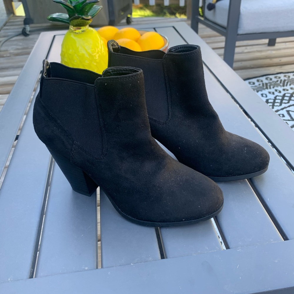 🌹 4/$30 CALL IT SPRING ankle boots